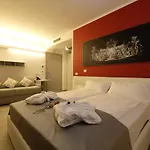 Relais Clodia מלון לאזיסה