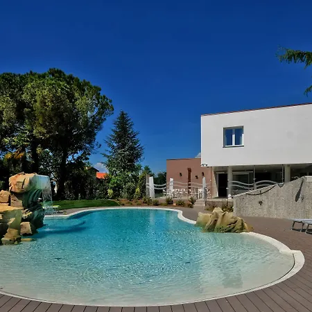 Relais Clodia فندق