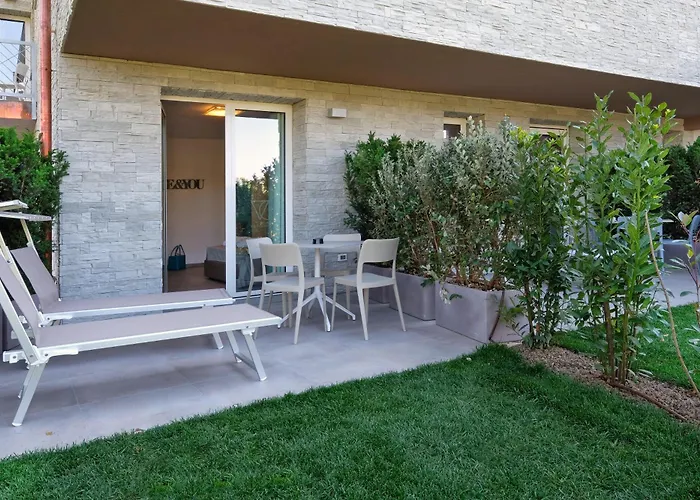 Relais Clodia מלון לאזיסה