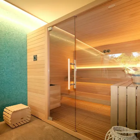 Relais Clodia ラツィーゼ